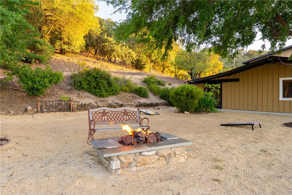 1745 Adelaida, Paso Robles, CA 93446
