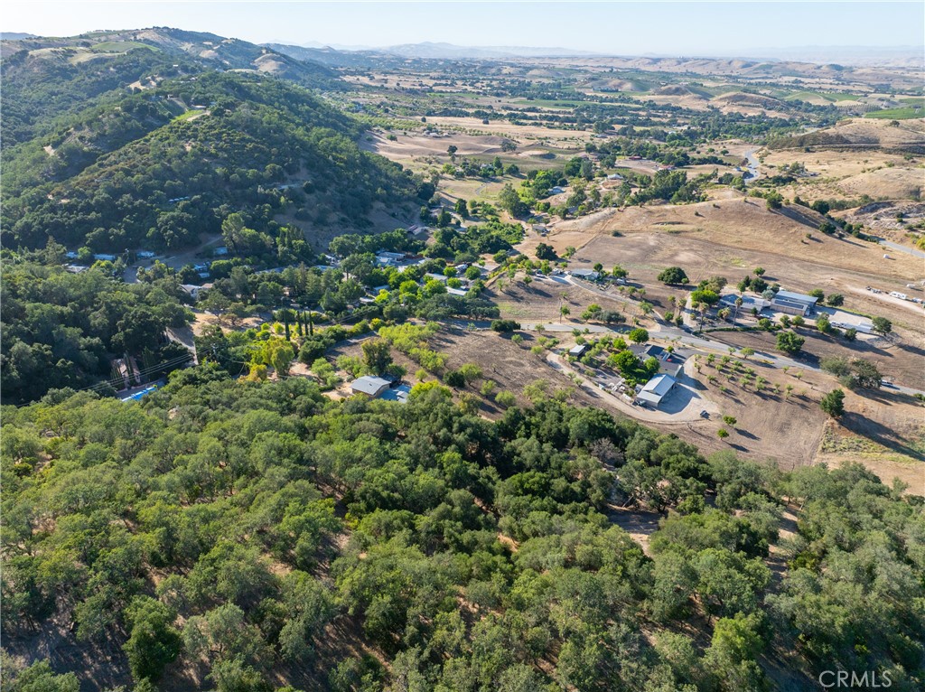 1745 Adelaida, Paso Robles, CA 93446