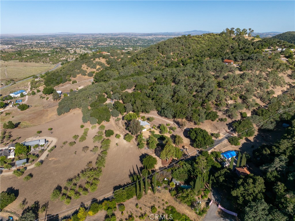 1745 Adelaida, Paso Robles, CA 93446