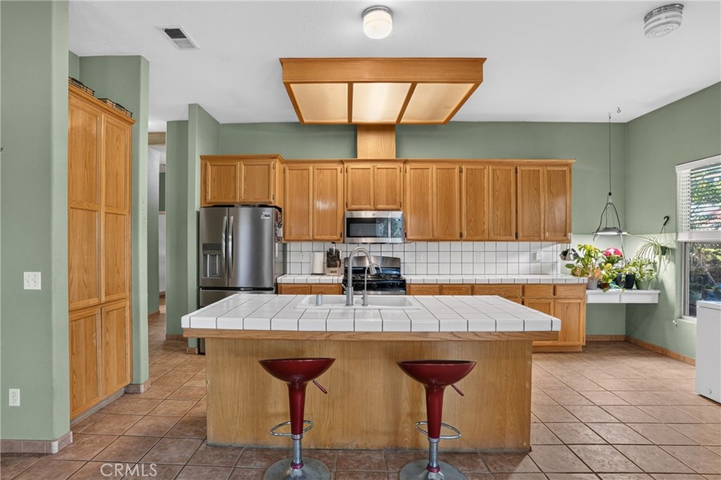 5696 Loma Real, Paso Robles, CA 93446