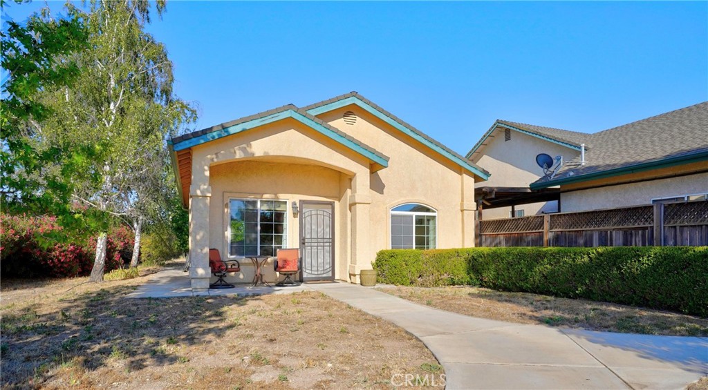 5696 Loma Real, Paso Robles, CA 93446