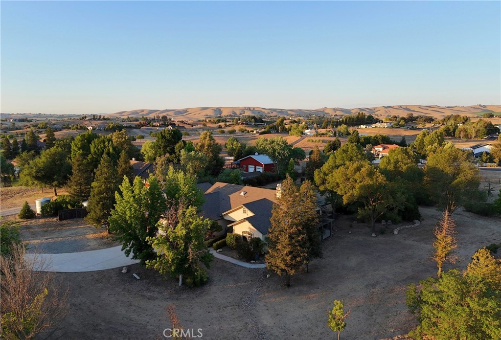 5696 Loma Real, Paso Robles, CA 93446