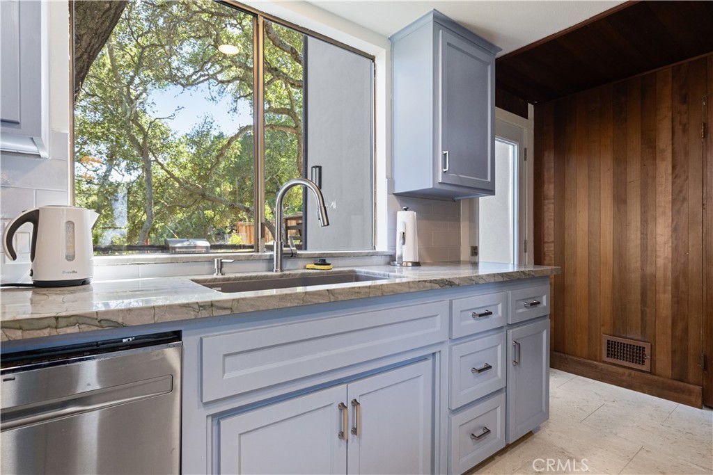 2570 Alturas, Atascadero, CA 93422