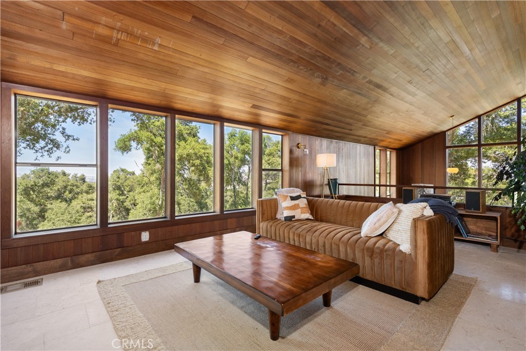 2570 Alturas, Atascadero, CA 93422