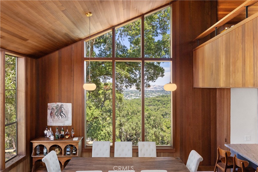 2570 Alturas, Atascadero, CA 93422