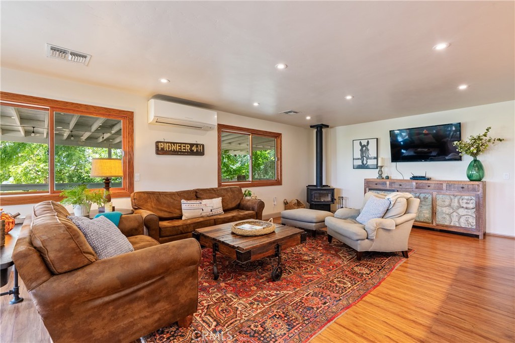 1618 Kiler Canyon, Paso Robles, CA 93446
