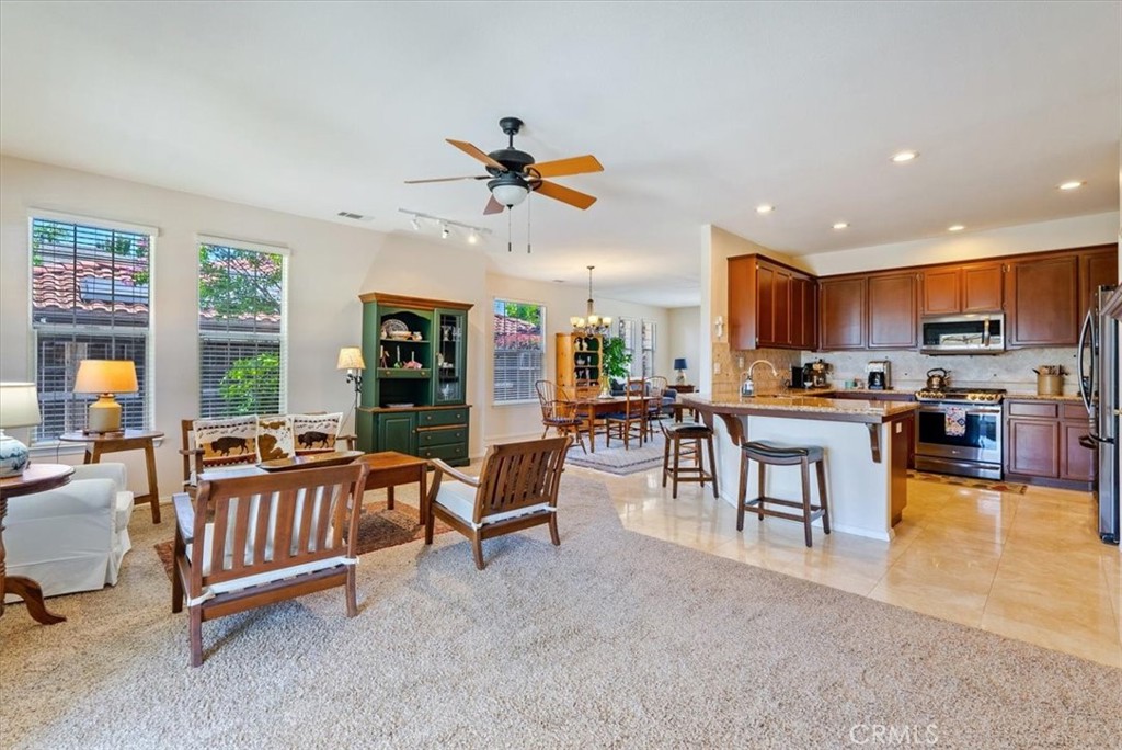 721 Lenox Ct, Paso Robles, CA 93446