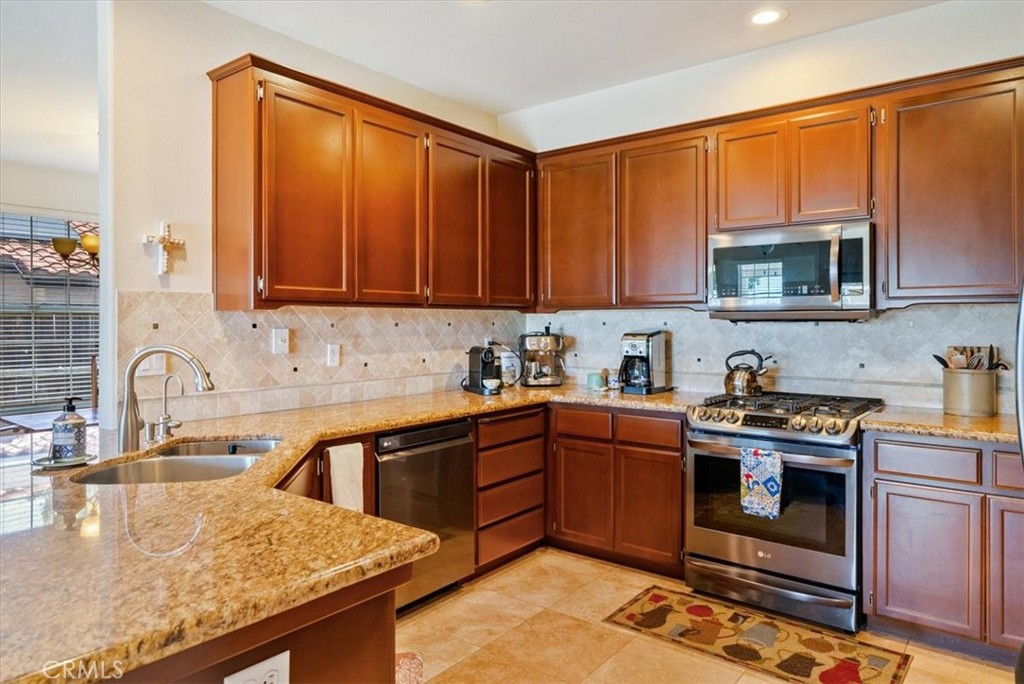 721 Lenox Ct, Paso Robles, CA 93446