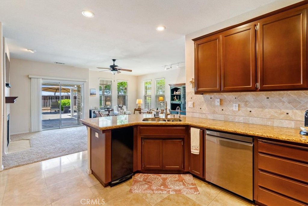721 Lenox Ct, Paso Robles, CA 93446