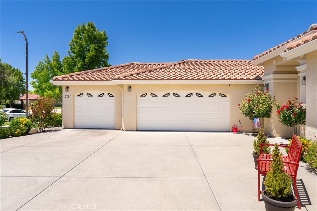 721 Lenox Ct, Paso Robles, CA 93446