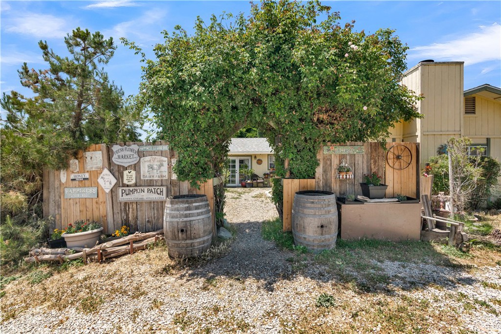 4655 Deer Creek, Paso Robles, CA 93446