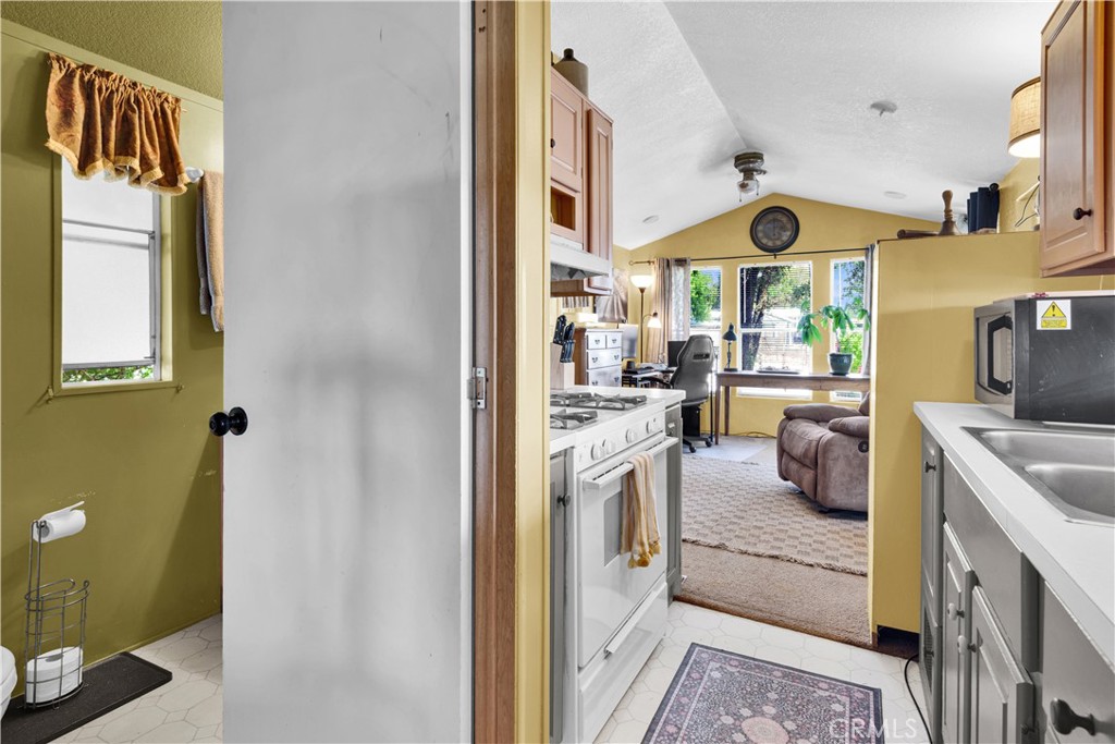 4655 Deer Creek, Paso Robles, CA 93446