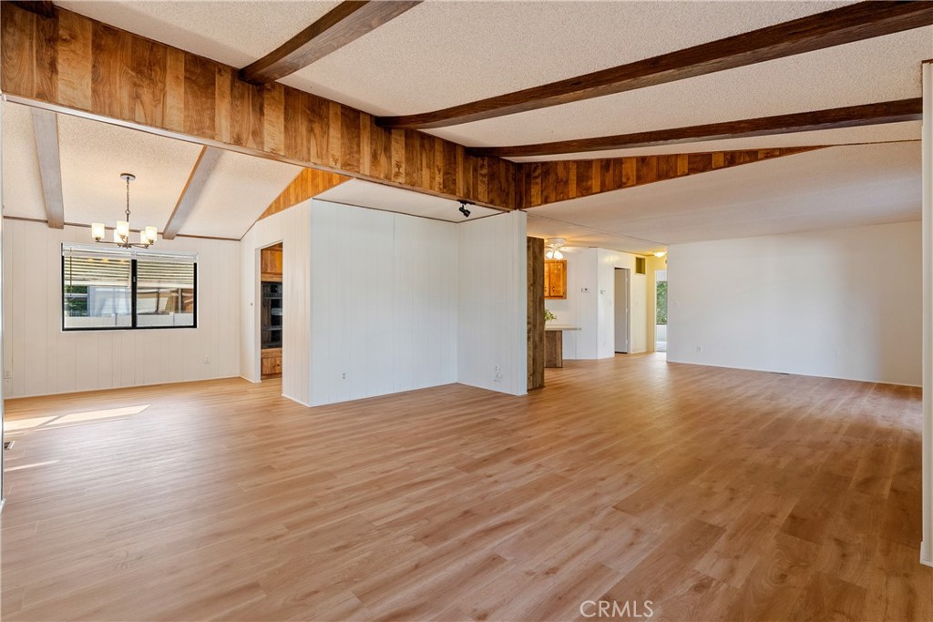32 Via Santa Barbara, Paso Robles, CA 93446