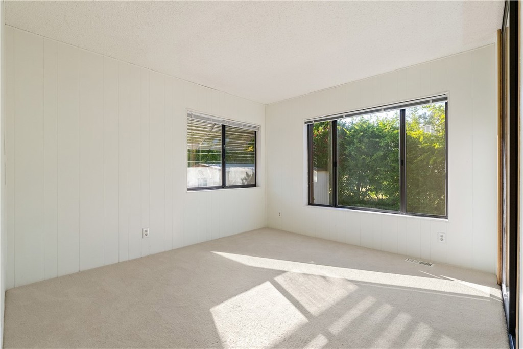 32 Via Santa Barbara, Paso Robles, CA 93446