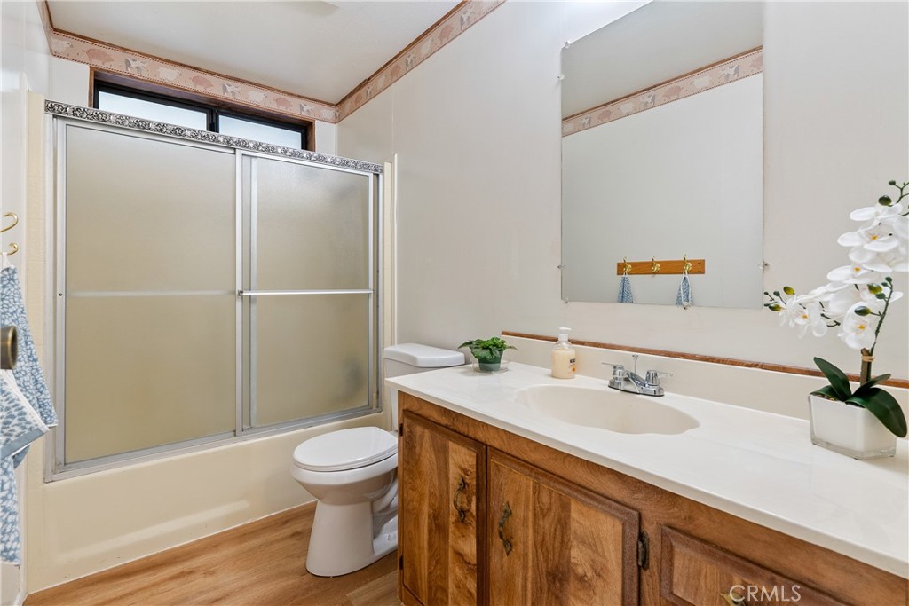 32 Via Santa Barbara, Paso Robles, CA 93446