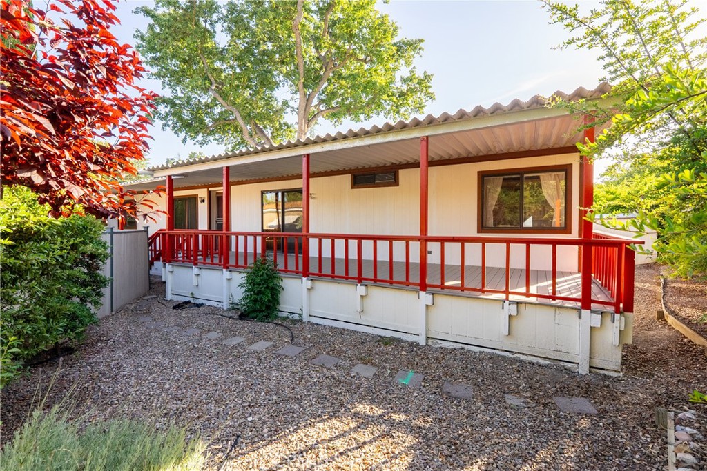 32 Via Santa Barbara, Paso Robles, CA 93446
