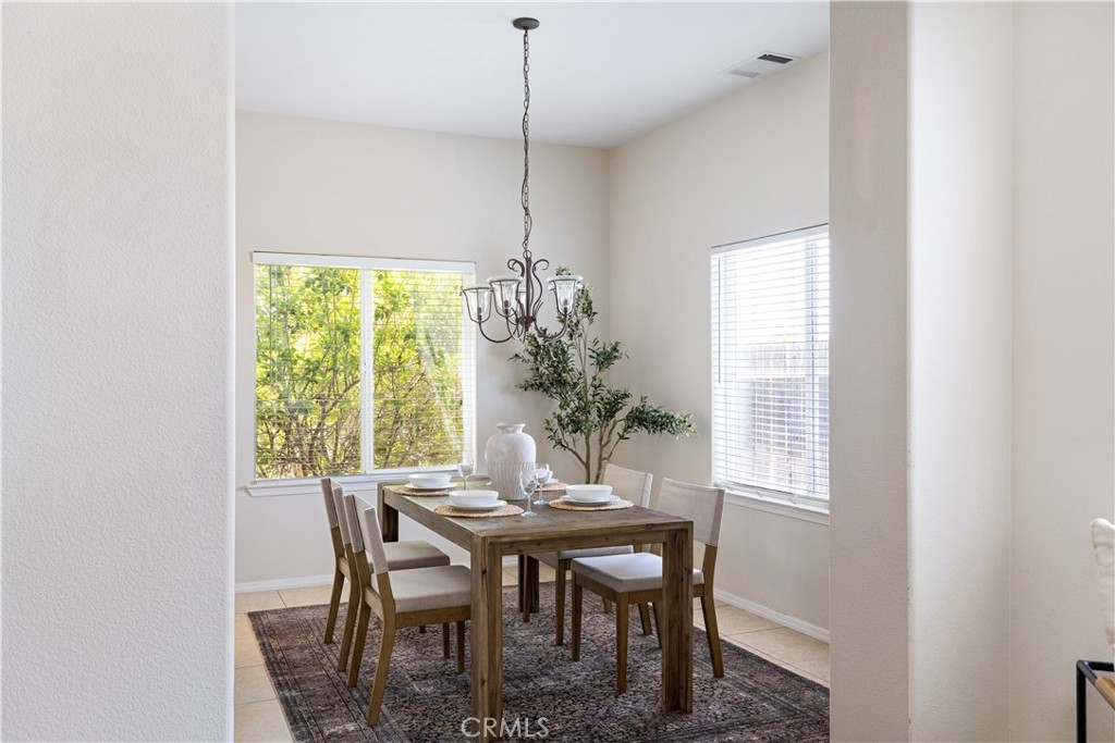 145 Via Camelia, Paso Robles, CA 93446