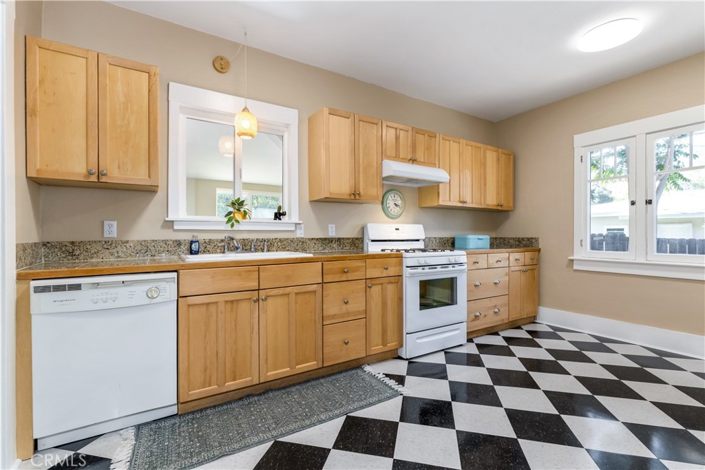 2925 Vine, Paso Robles, CA 93446