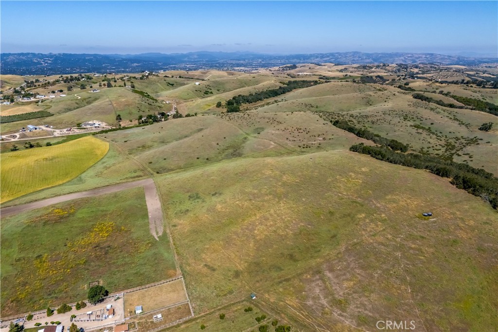 2771 Poco Rd, Templeton, CA 93465