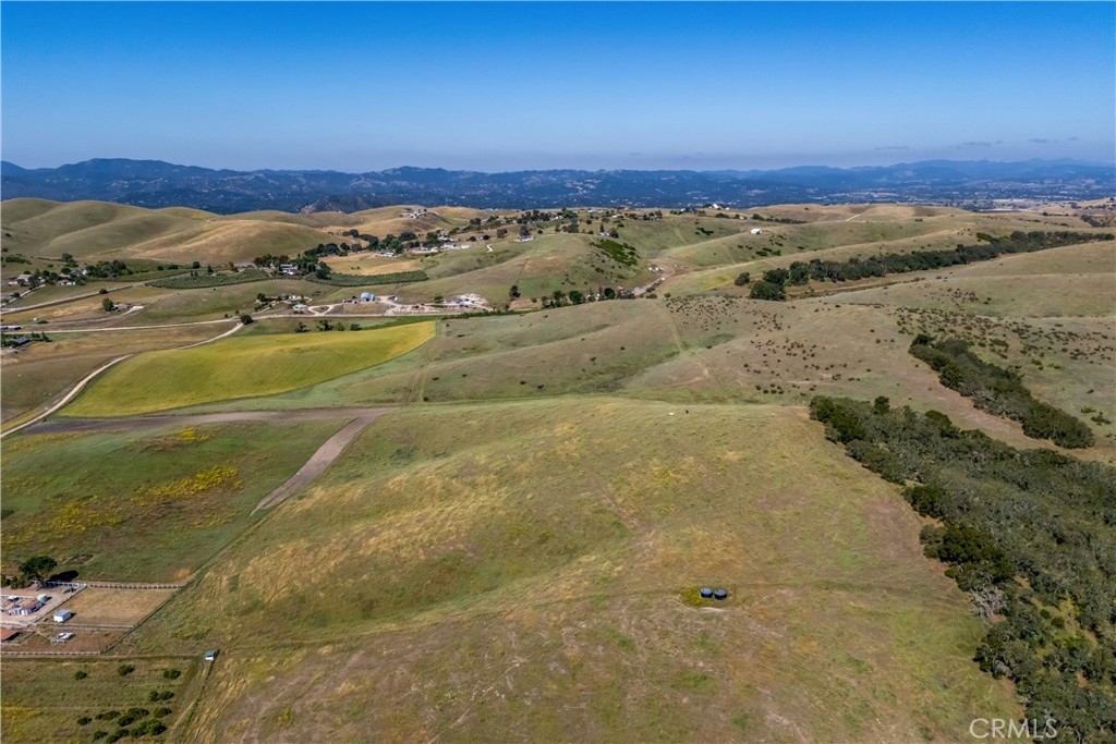 2771 Poco Rd, Templeton, CA 93465