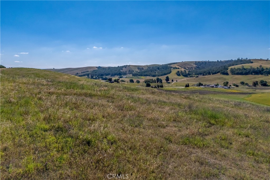 2771 Poco Rd, Templeton, CA 93465