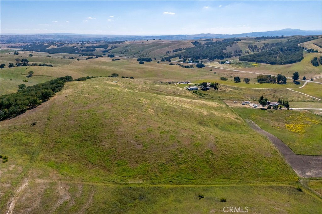 2771 Poco Rd, Templeton, CA 93465