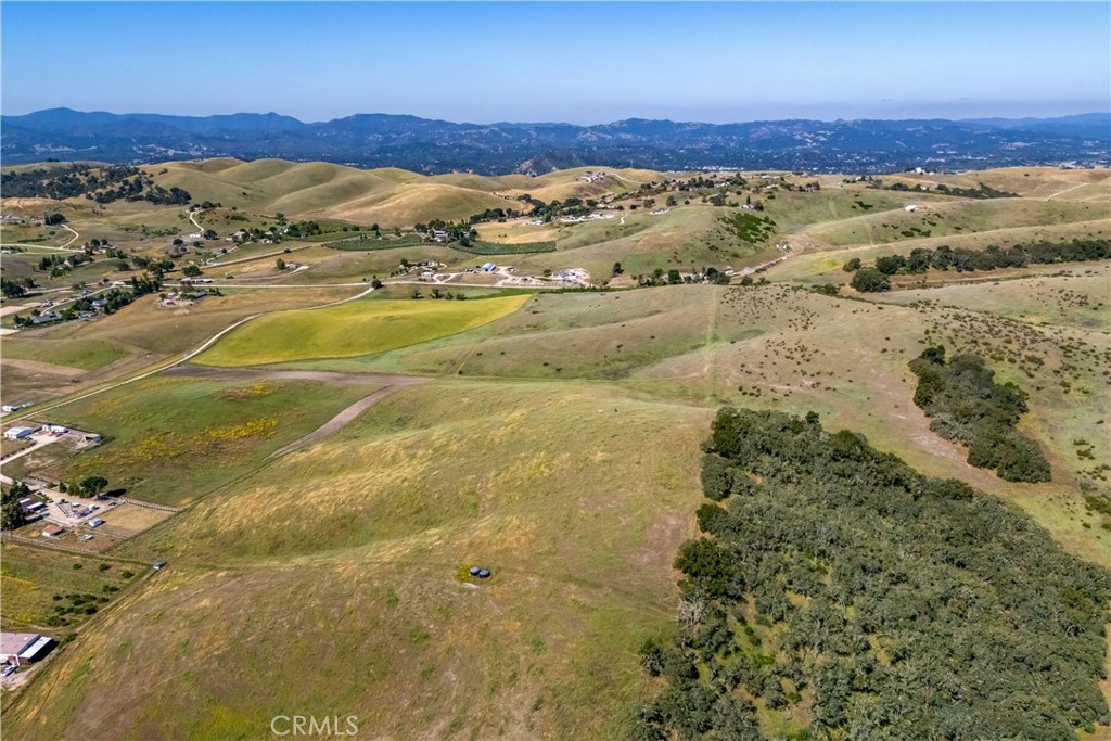 2771 Poco Rd, Templeton, CA 93465