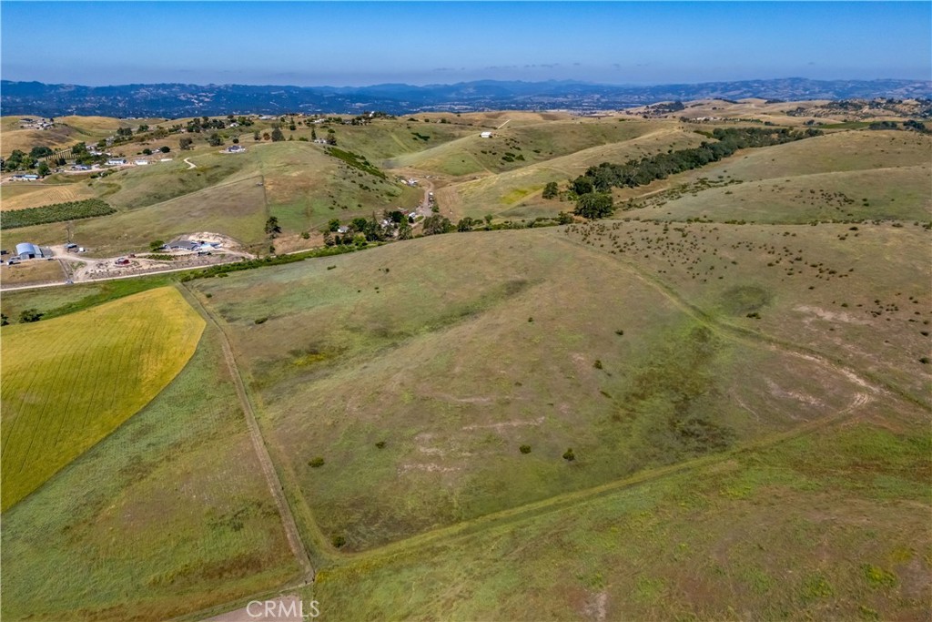 2771 Poco Rd, Templeton, CA 93465