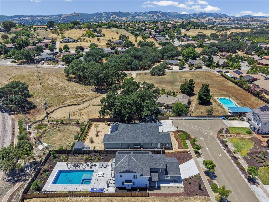 1908 Catahoula Ct, Paso Robles, CA 93446