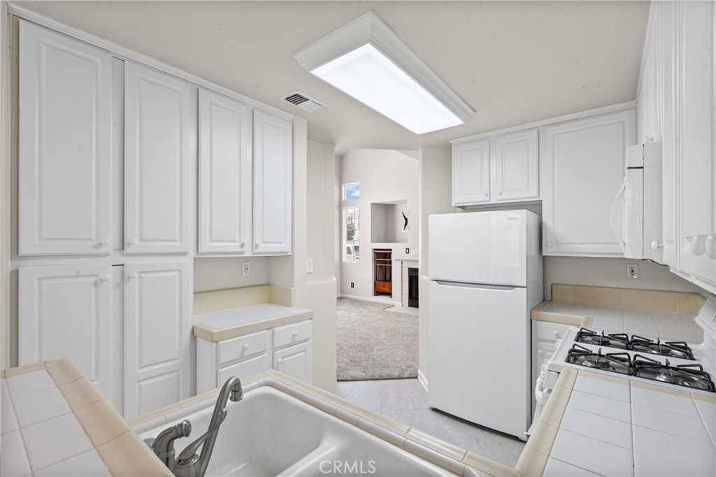 2808 Cottage, Paso Robles, CA 93446