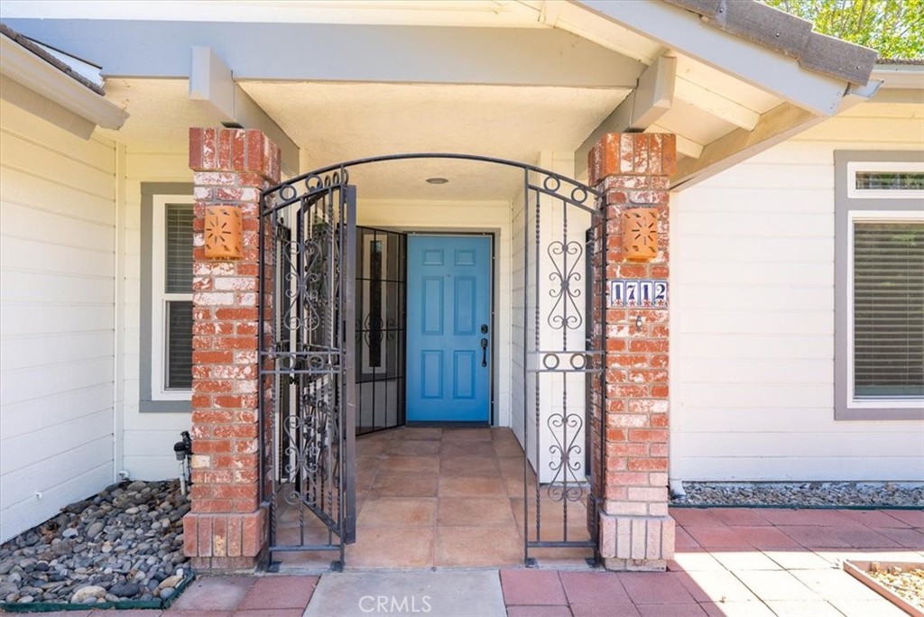 1712 Current, Paso Robles, CA 93446