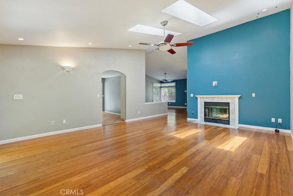 1712 Current, Paso Robles, CA 93446