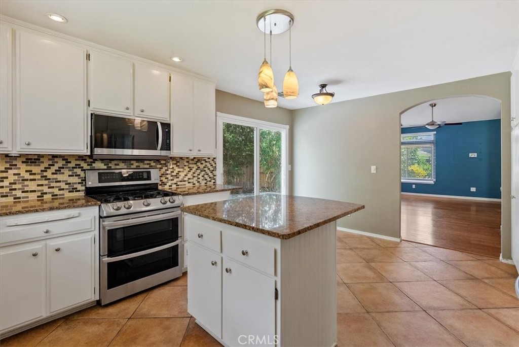 1712 Current, Paso Robles, CA 93446