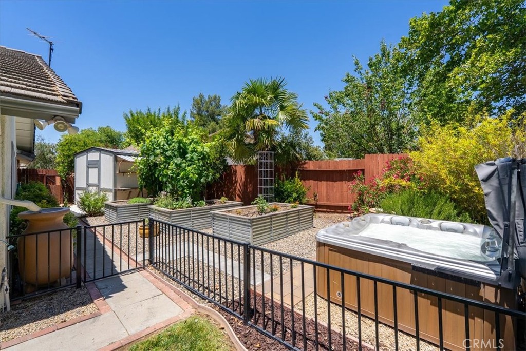 1712 Current, Paso Robles, CA 93446