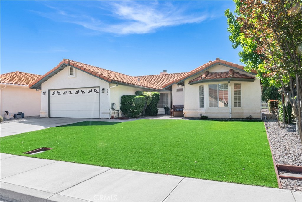 927 Saint Ann Dr, Paso Robles, CA 93446
