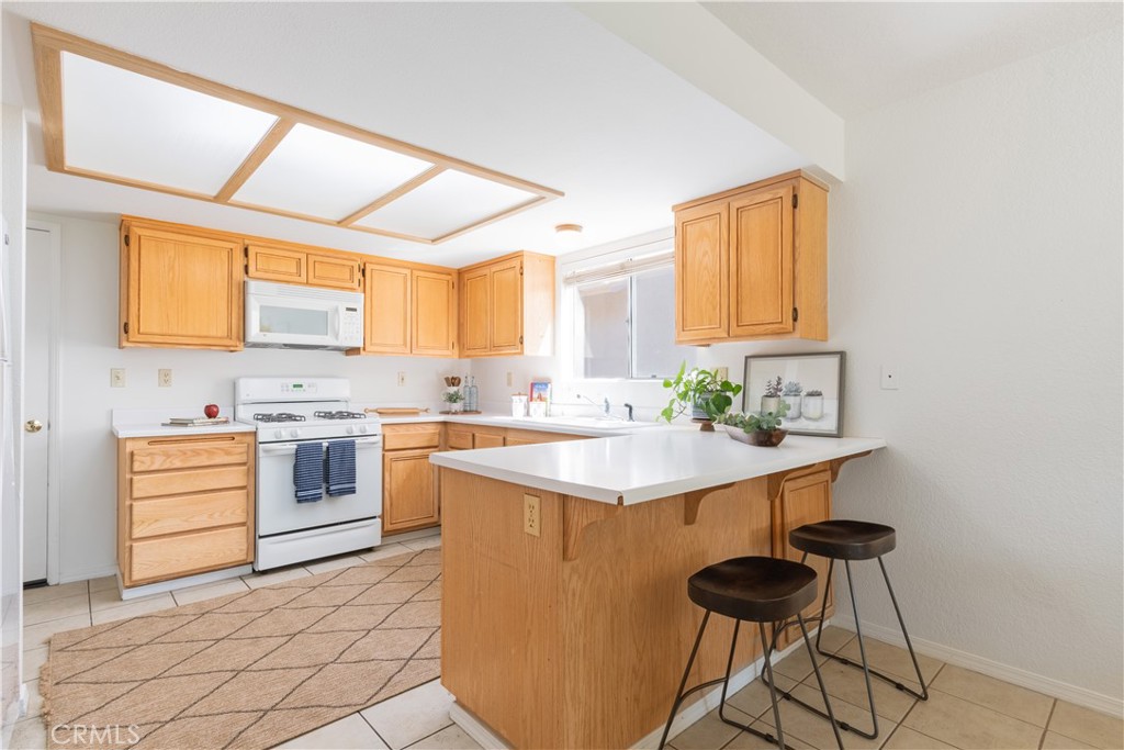 927 Saint Ann Dr, Paso Robles, CA 93446