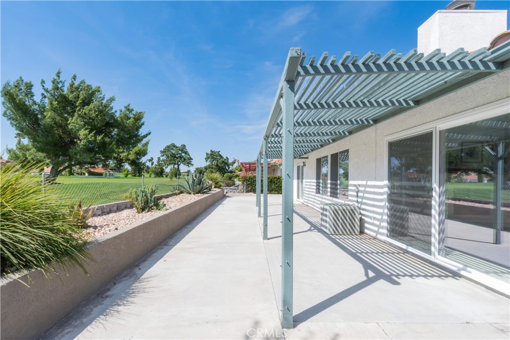 927 Saint Ann Dr, Paso Robles, CA 93446