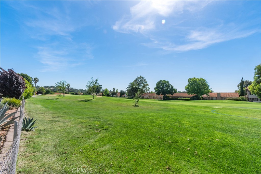 927 Saint Ann Dr, Paso Robles, CA 93446