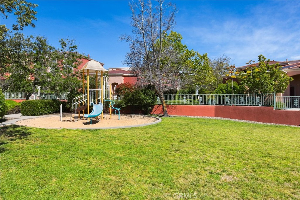 769 Mutsuhito Ave, San Luis Obispo, CA 93401