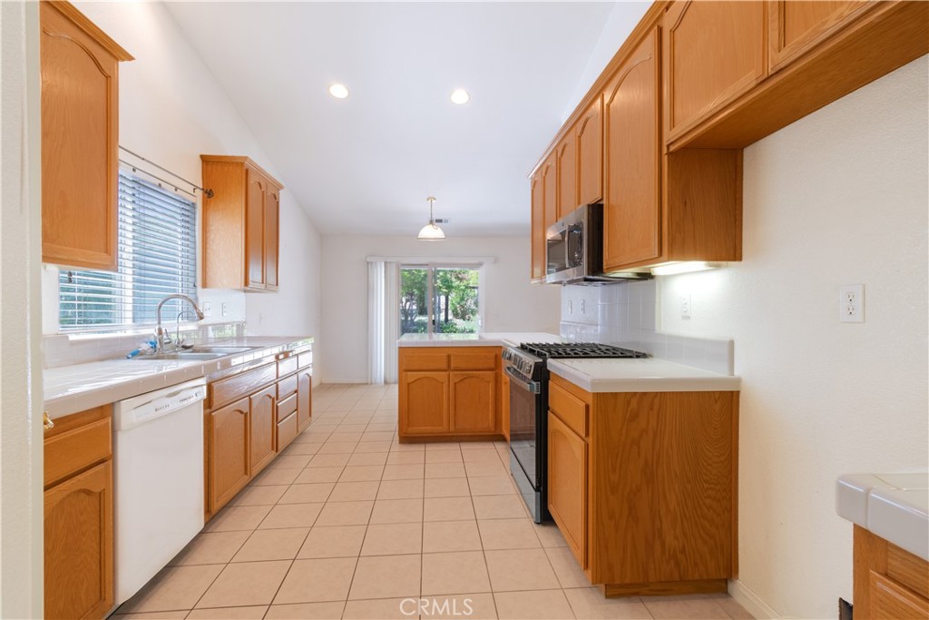 2503 Starling Dr, Paso Robles, CA 93446