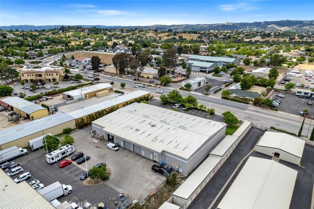 2200 Golden Hill, Paso Robles, CA 93446