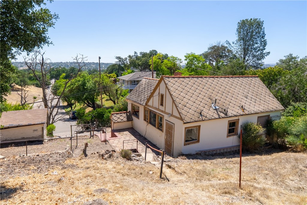 1849 Locust, Paso Robles, CA 93446