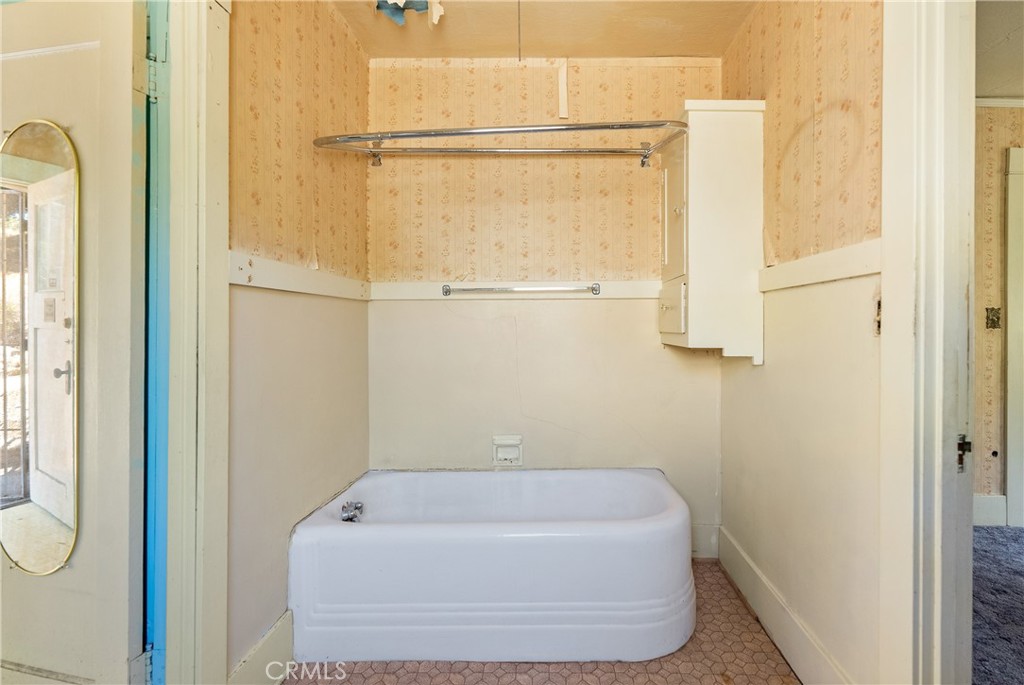 1849 Locust, Paso Robles, CA 93446