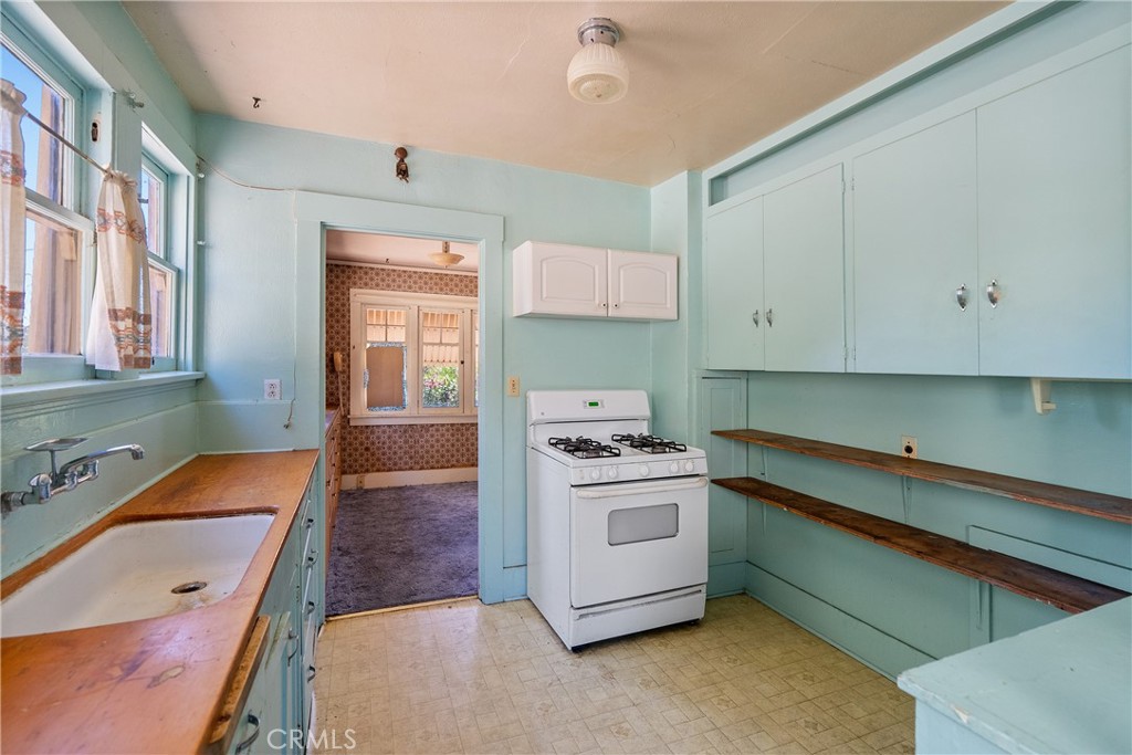 1849 Locust, Paso Robles, CA 93446