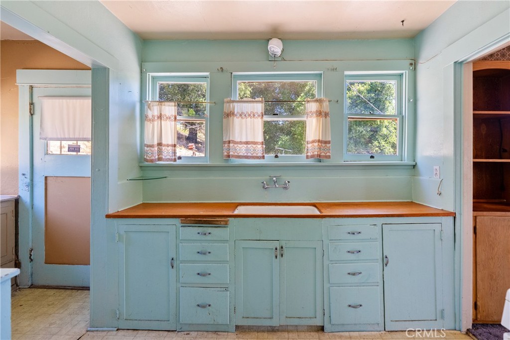 1849 Locust, Paso Robles, CA 93446