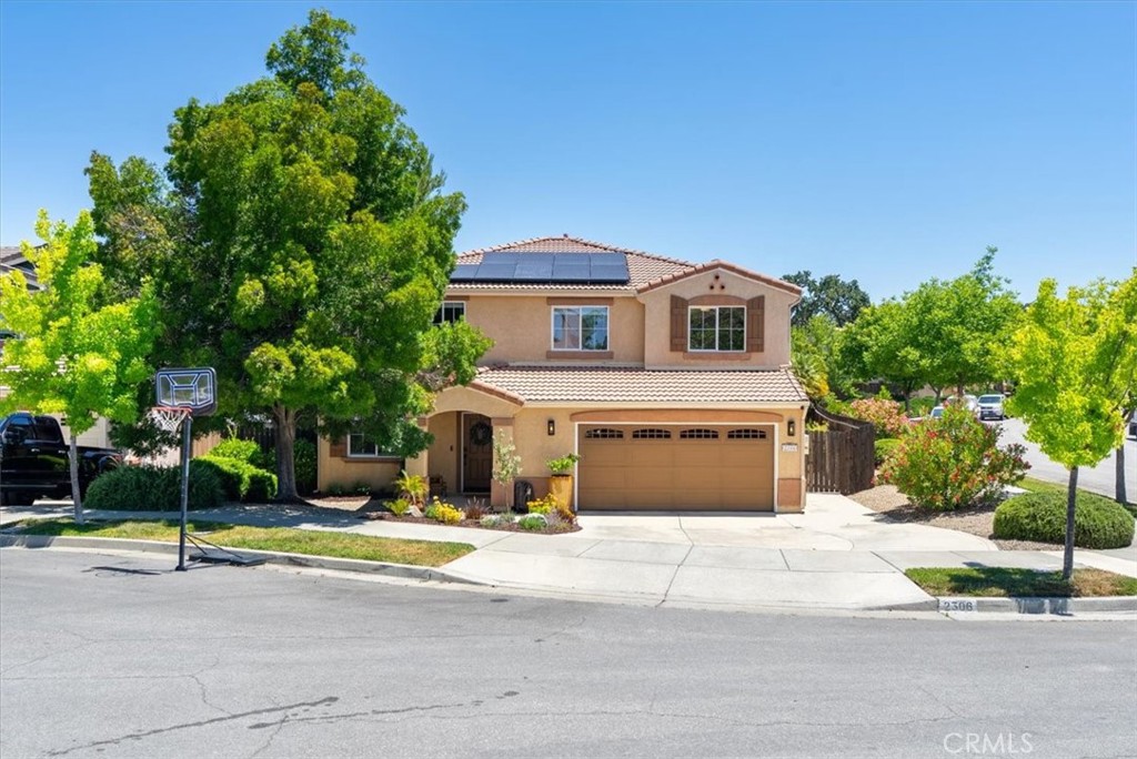 2306 Latigo Ct, Paso Robles, CA 93446