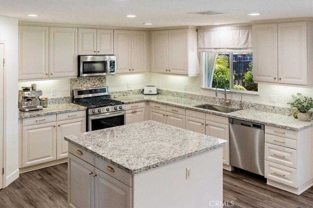 2306 Latigo Ct, Paso Robles, CA 93446