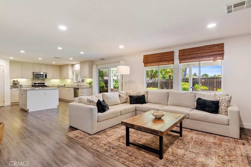 2306 Latigo Ct, Paso Robles, CA 93446