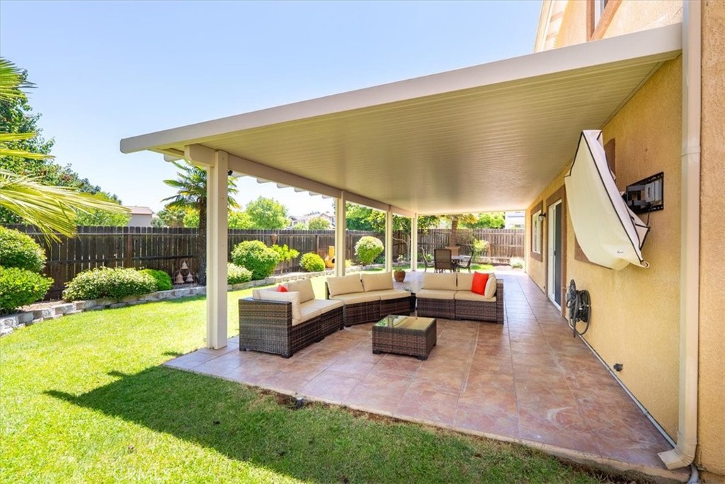 2306 Latigo Ct, Paso Robles, CA 93446