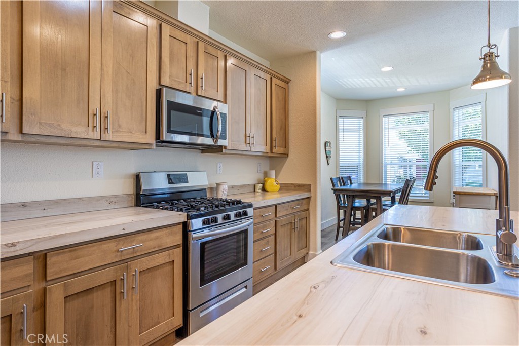 391 Lark Dr, Paso Robles, CA 93446